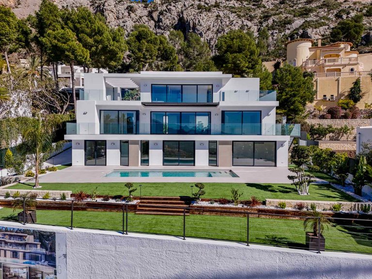 Villa for Sale  in Altea, Alicante 1