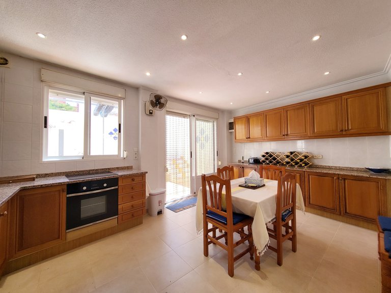 Town House for Sale in  Valencia 8