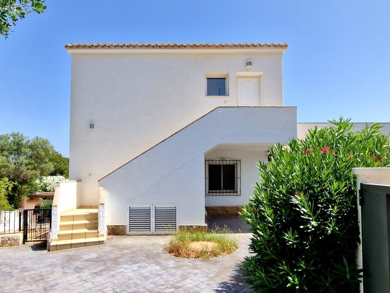 Villa for Sale  in Teulada, Alicante 39