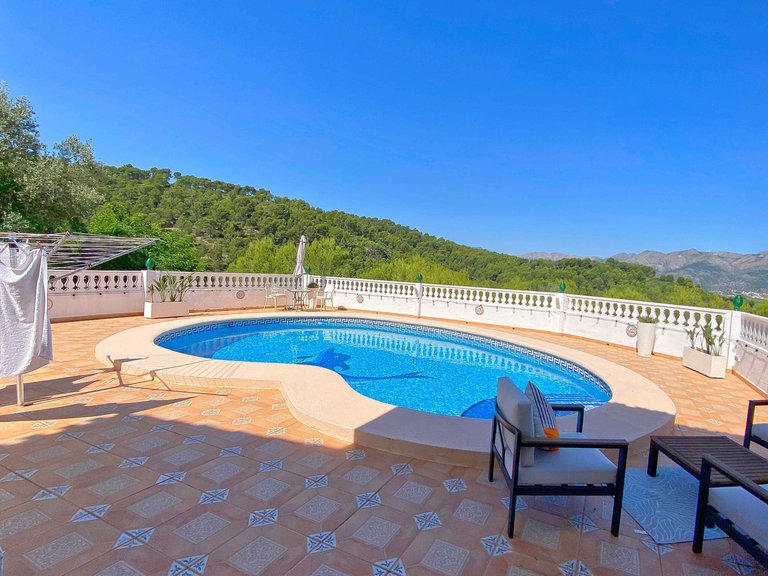 Villa for Sale  in Benidoleig, Alicante 3