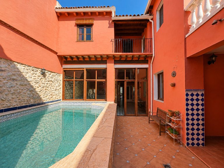 Town House for Sale in  Valencia 1