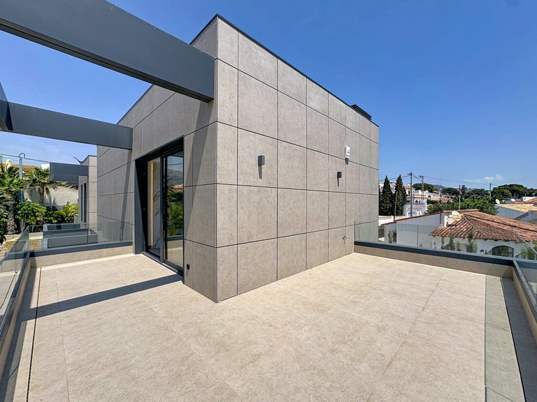 Villa for Sale  in Calp, Alicante 20
