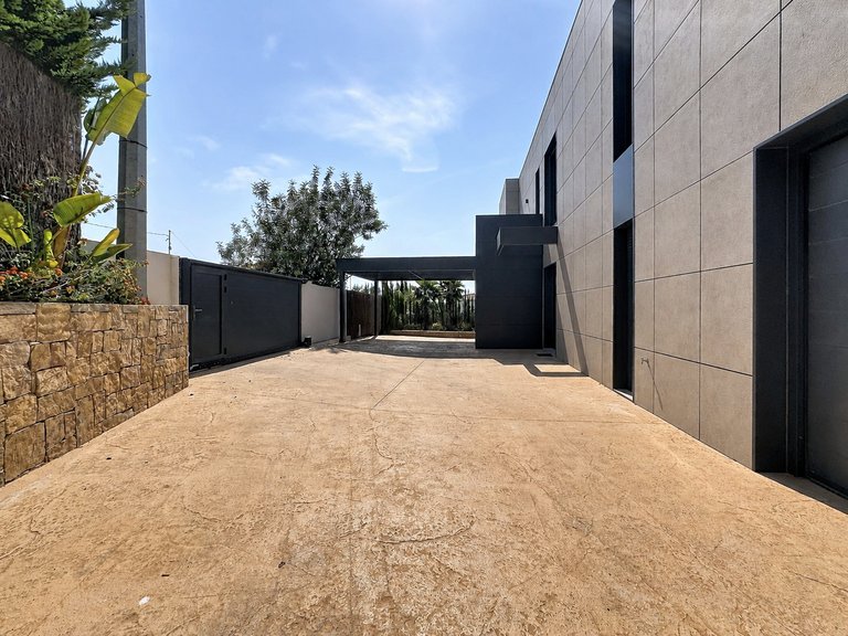 Villa for Sale  in Calp, Alicante 46
