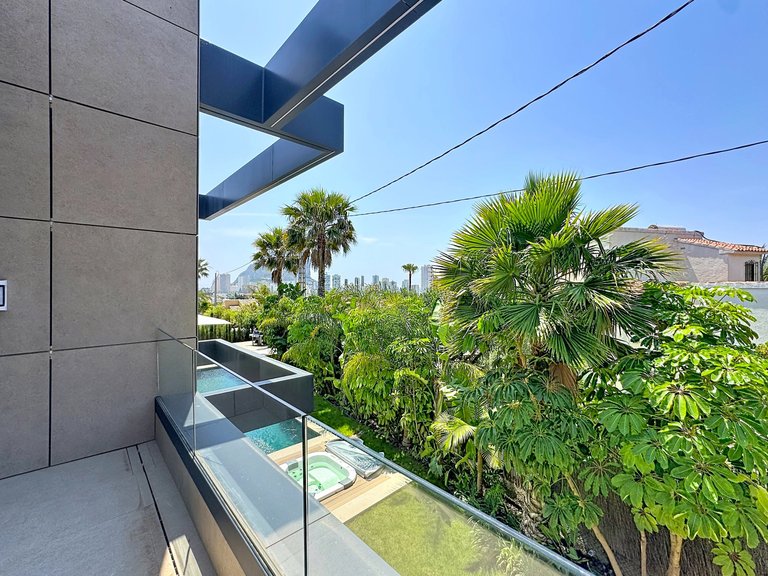 Villa for Sale  in Calp, Alicante 28