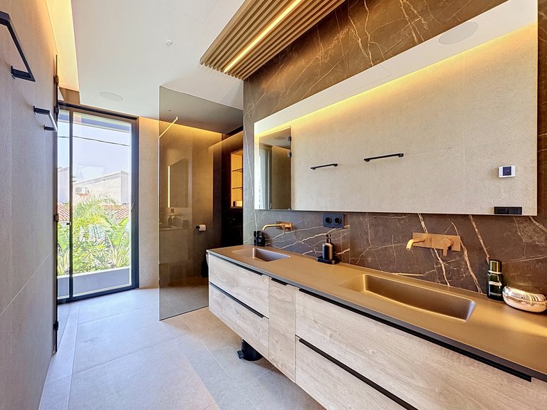 Villa for Sale  in Calp, Alicante 26