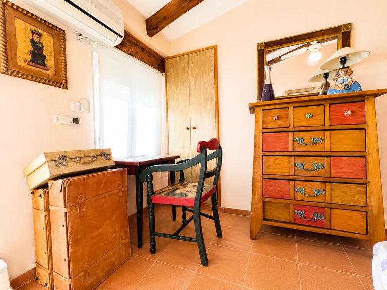 Town House for Sale in  Valencia 17
