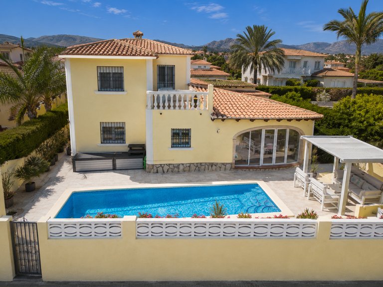 Villa for Sale  in Denia, Alicante 1