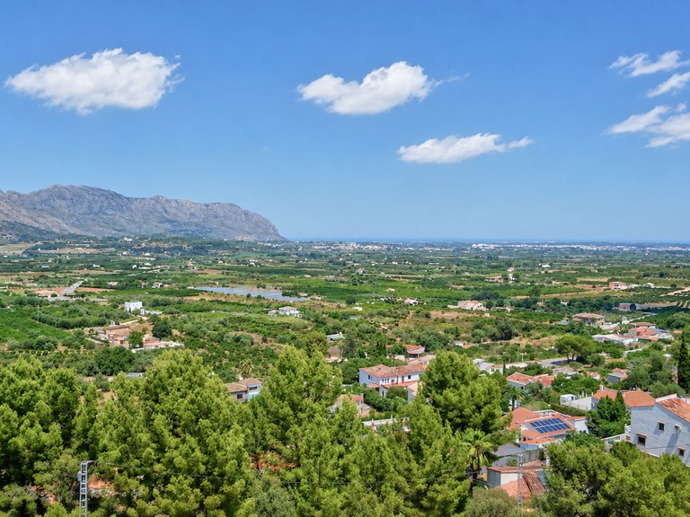 Villa for Sale  in Benidoleig, Alicante 3