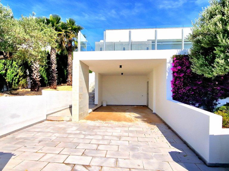 Villa for Sale in  Alicante 26