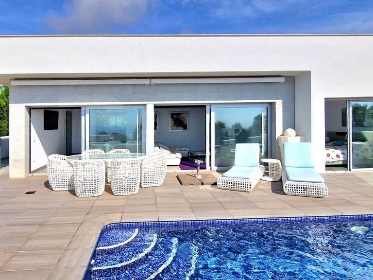 Villa for Sale in  Alicante 15