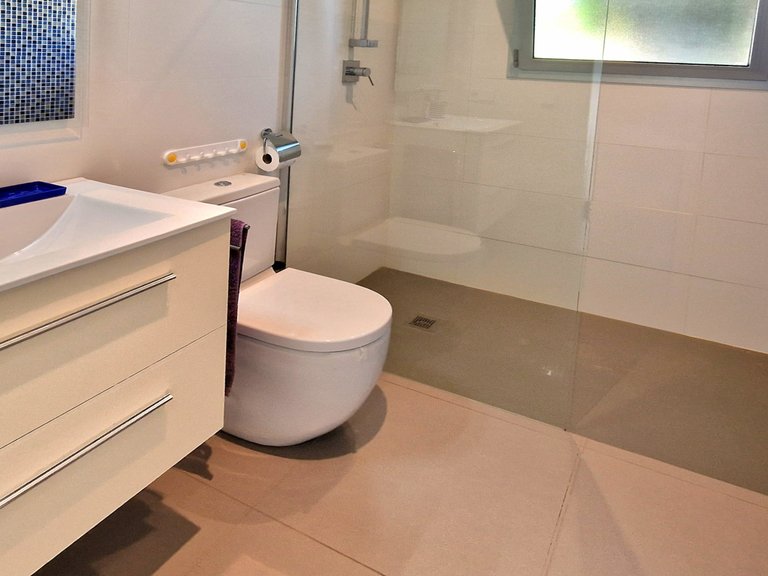 Villa for Sale in  Alicante 23