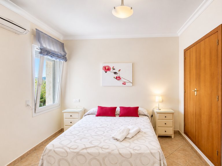 Villa for Sale  in Poble Nou de Benitatxell, Alicante 10