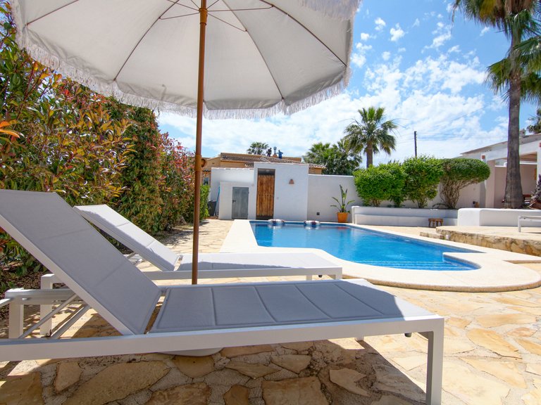 Villa for Sale in  Alicante 35
