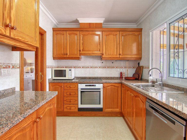 Villa for Sale in  Alicante 22