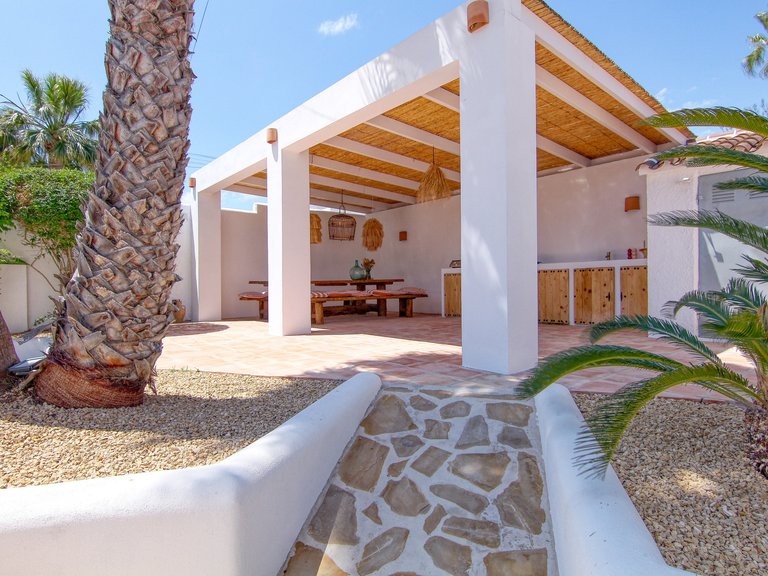 Villa for Sale in  Alicante 5