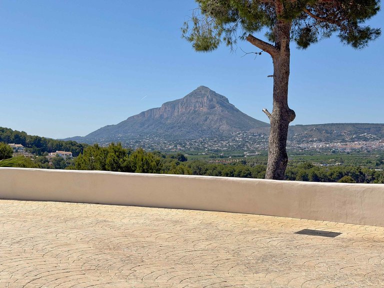 Villa for Sale  in Xàbia, Alicante 2