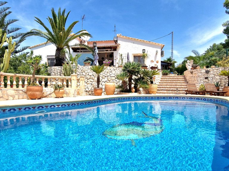 Villa for Sale  in Teulada, Alicante 1