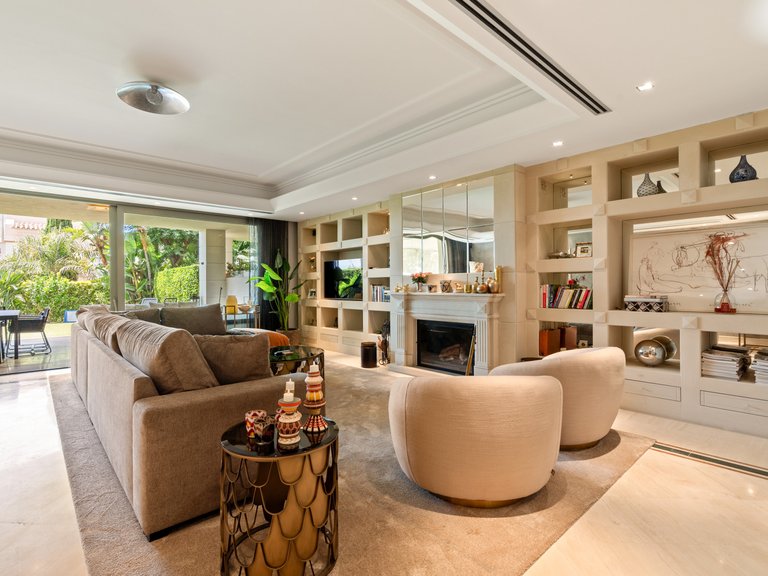 Villa for Sale in  Malaga 5