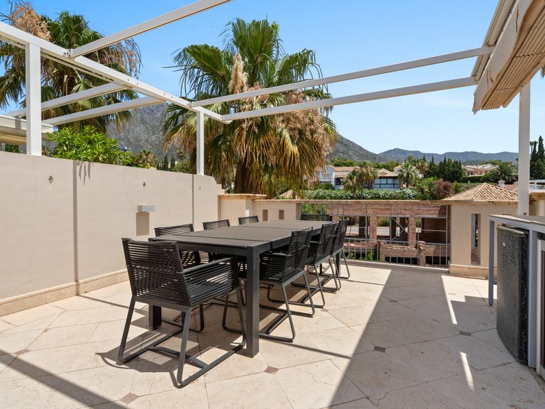 Villa for Sale in  Malaga 19