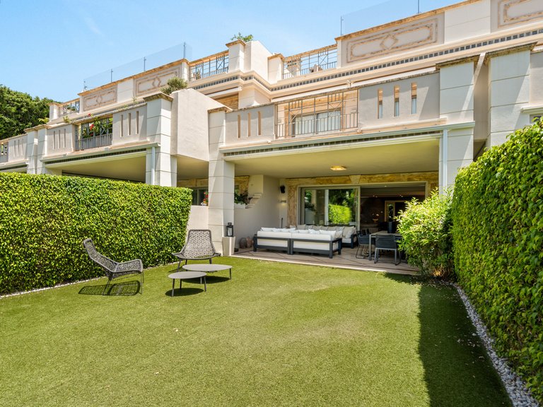 Villa for Sale in  Malaga 1