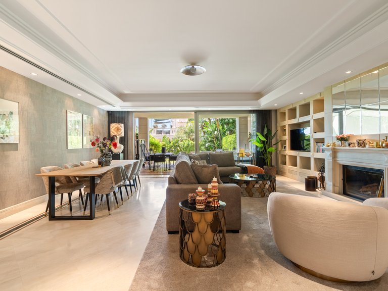 Villa for Sale in  Malaga 6