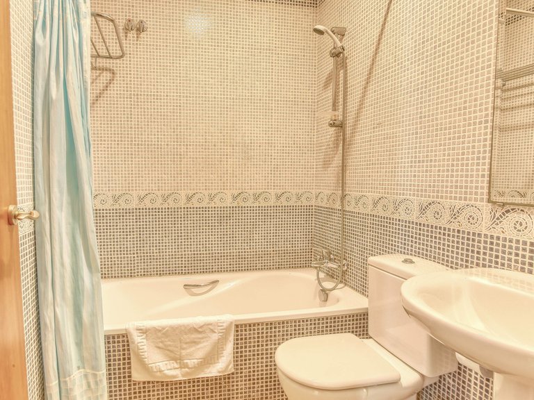 Villa for Sale  in Poble Nou de Benitatxell, Alicante 9