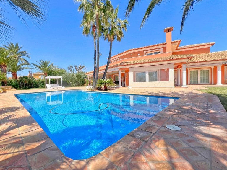 Villa for Sale  in Denia, Alicante 1