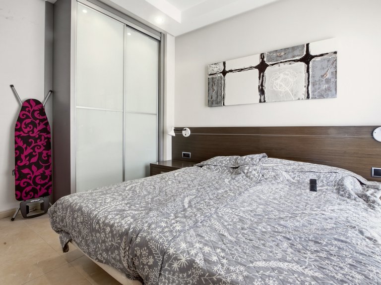 Villa for Sale in  Alicante 14