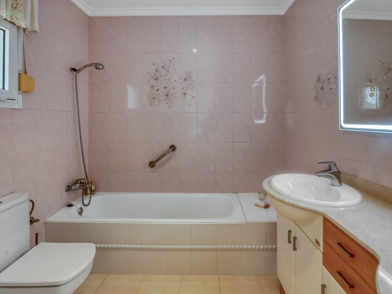 Villa for Sale  in Teulada, Alicante 28