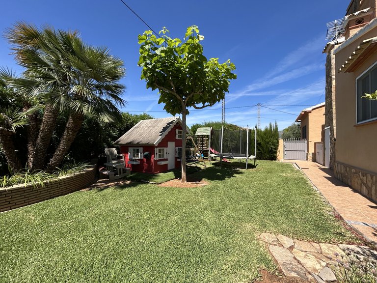 Villa for Sale  in Pedreguer, Alicante 43