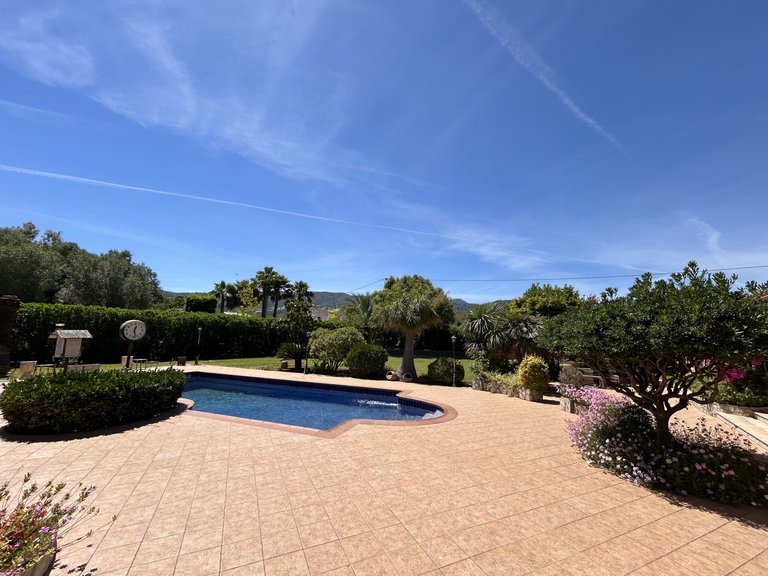 Villa for Sale  in Pedreguer, Alicante 38