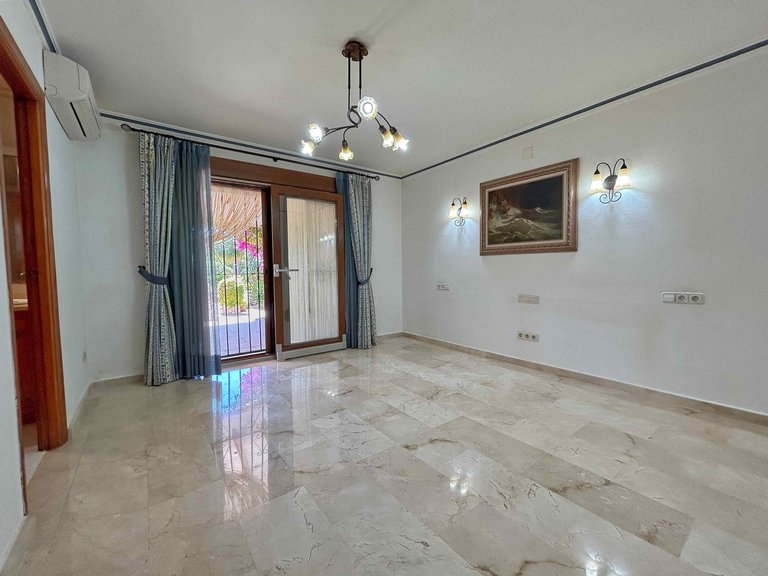 Villa for Sale  in Pedreguer, Alicante 13