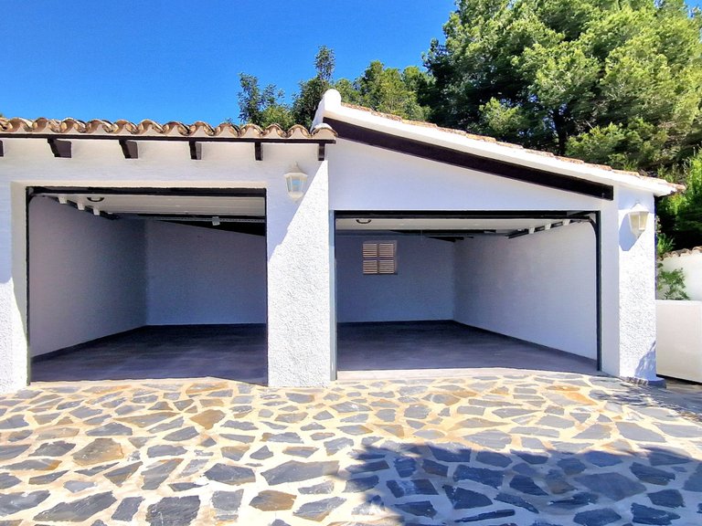 Villa for Sale  in Teulada, Alicante 30