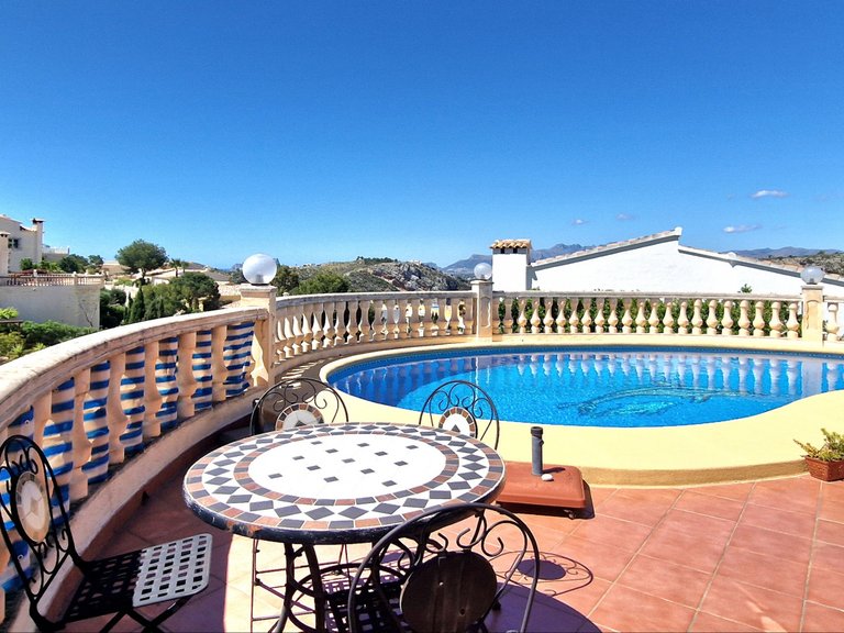 Villa for Sale  in Poble Nou de Benitatxell, Alicante 3