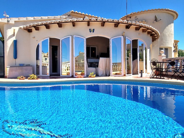 Villa for Sale  in Poble Nou de Benitatxell, Alicante 2
