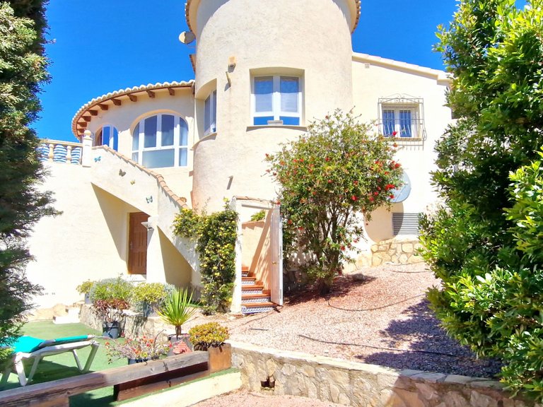 Villa for Sale  in Poble Nou de Benitatxell, Alicante 6