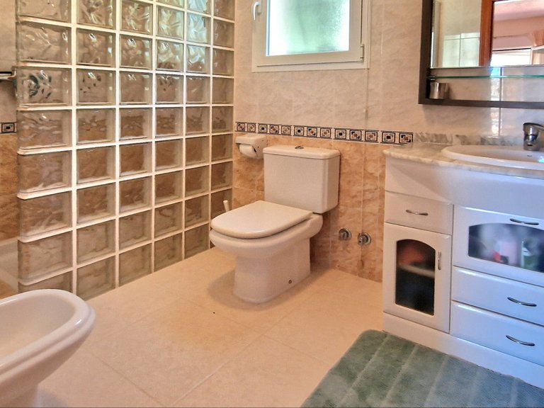 Villa for Sale  in Poble Nou de Benitatxell, Alicante 24