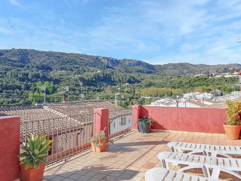 Town House for Sale  in La Vall de Laguar, Alicante 2