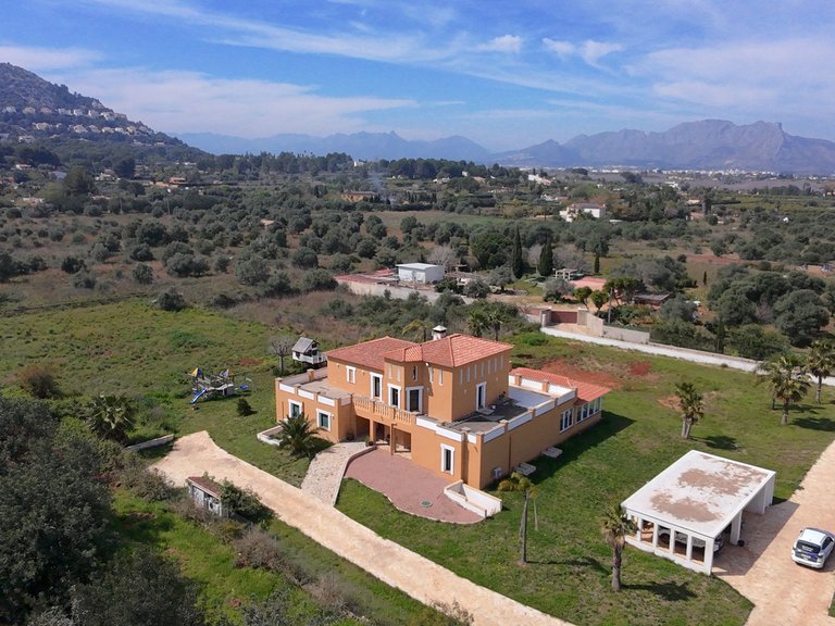Villa for Sale  in Xàbia, Alicante 2
