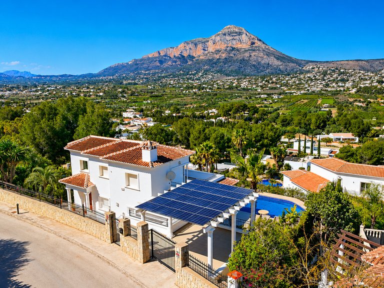 Villa for Sale  in Xàbia, Alicante 2