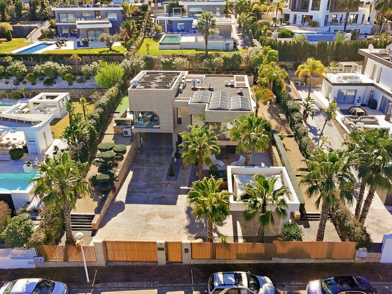 Villa for Sale  in Xàbia, Alicante 2