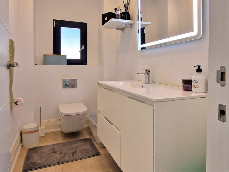 Villa for Sale  in Poble Nou de Benitatxell, Alicante 30