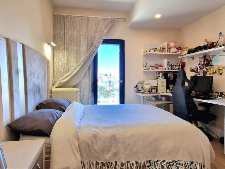Villa for Sale  in Poble Nou de Benitatxell, Alicante 40