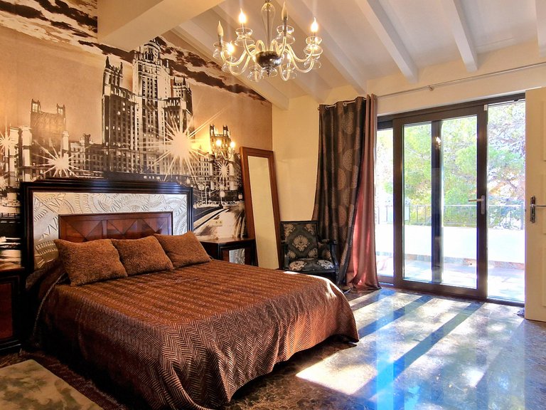 Villa for Sale in  Alicante 31
