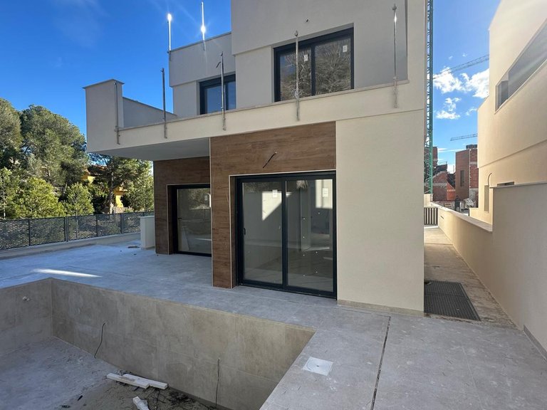 Villa for Sale  in La Nucia, Alicante 25