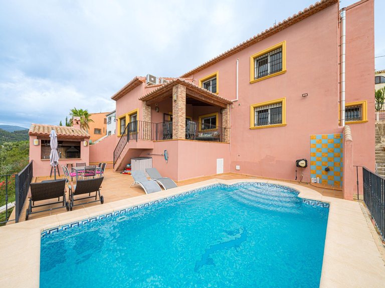 Villa for Sale  in Orba, Alicante 1