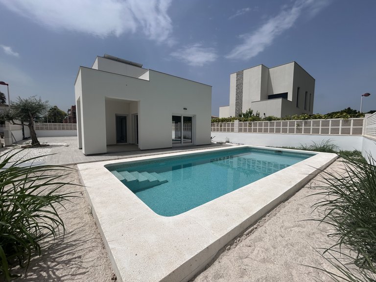 Villa for Sale  in Els Poblets, Alicante 1