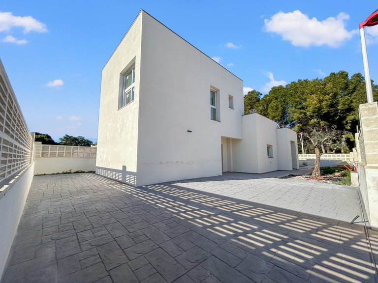 Villa for Sale  in Els Poblets, Alicante 2