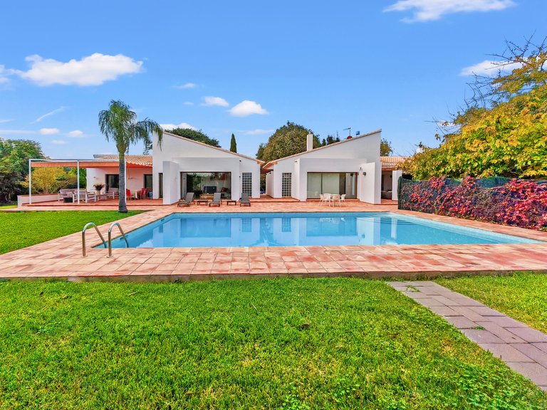 Villa for Sale  in Ondara, Alicante 1