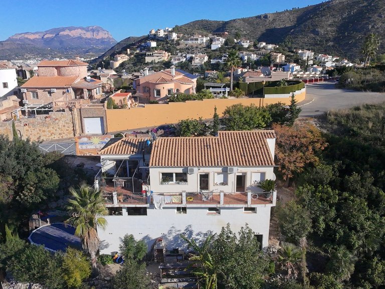 Villa for Sale  in Pedreguer, Alicante 1